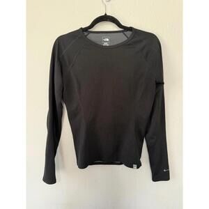 The north face long sleeve top size medium